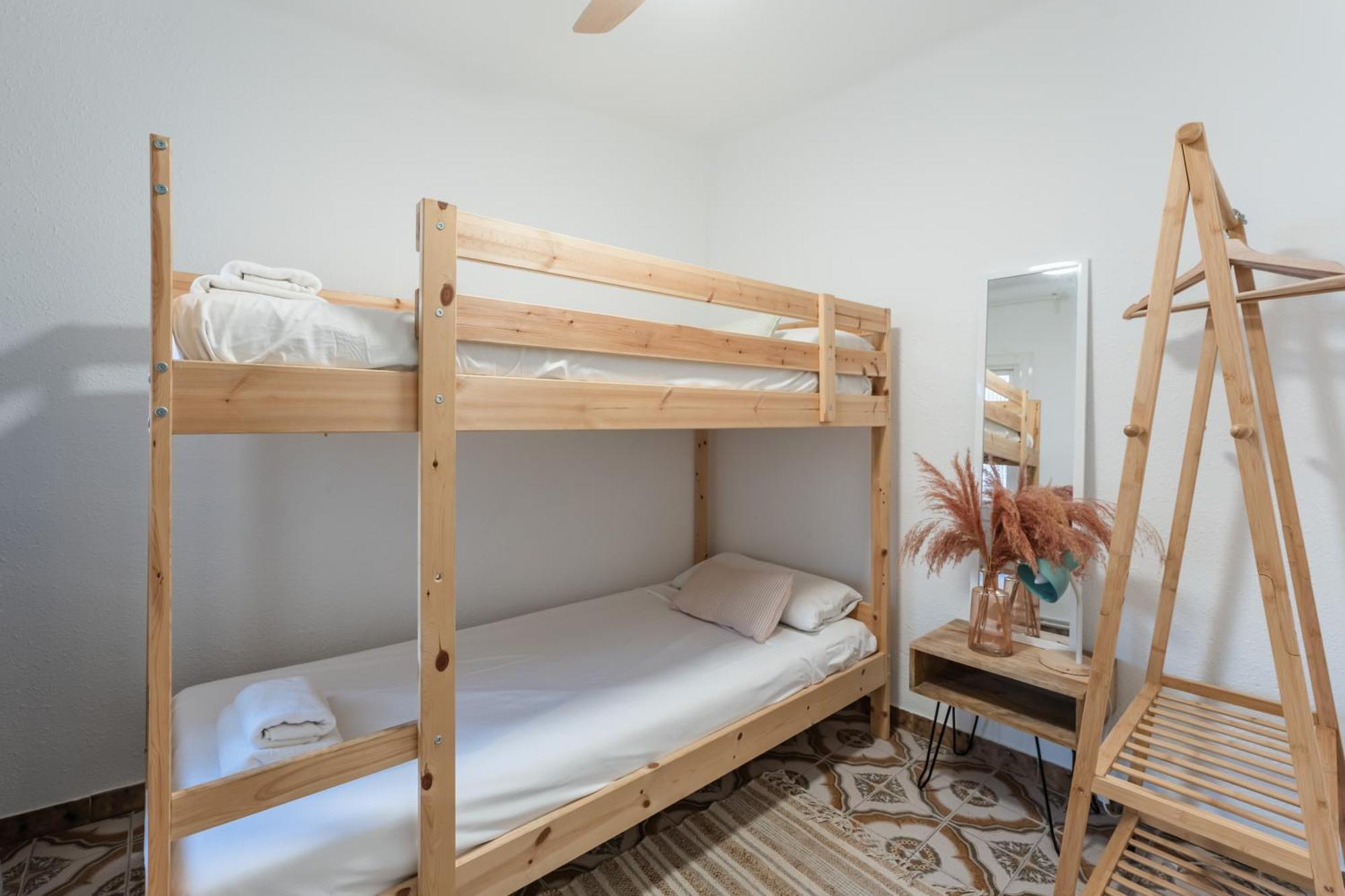 Feel Welcome Barcelona 10 Корнелья де Лиобрегат Экстерьер фото