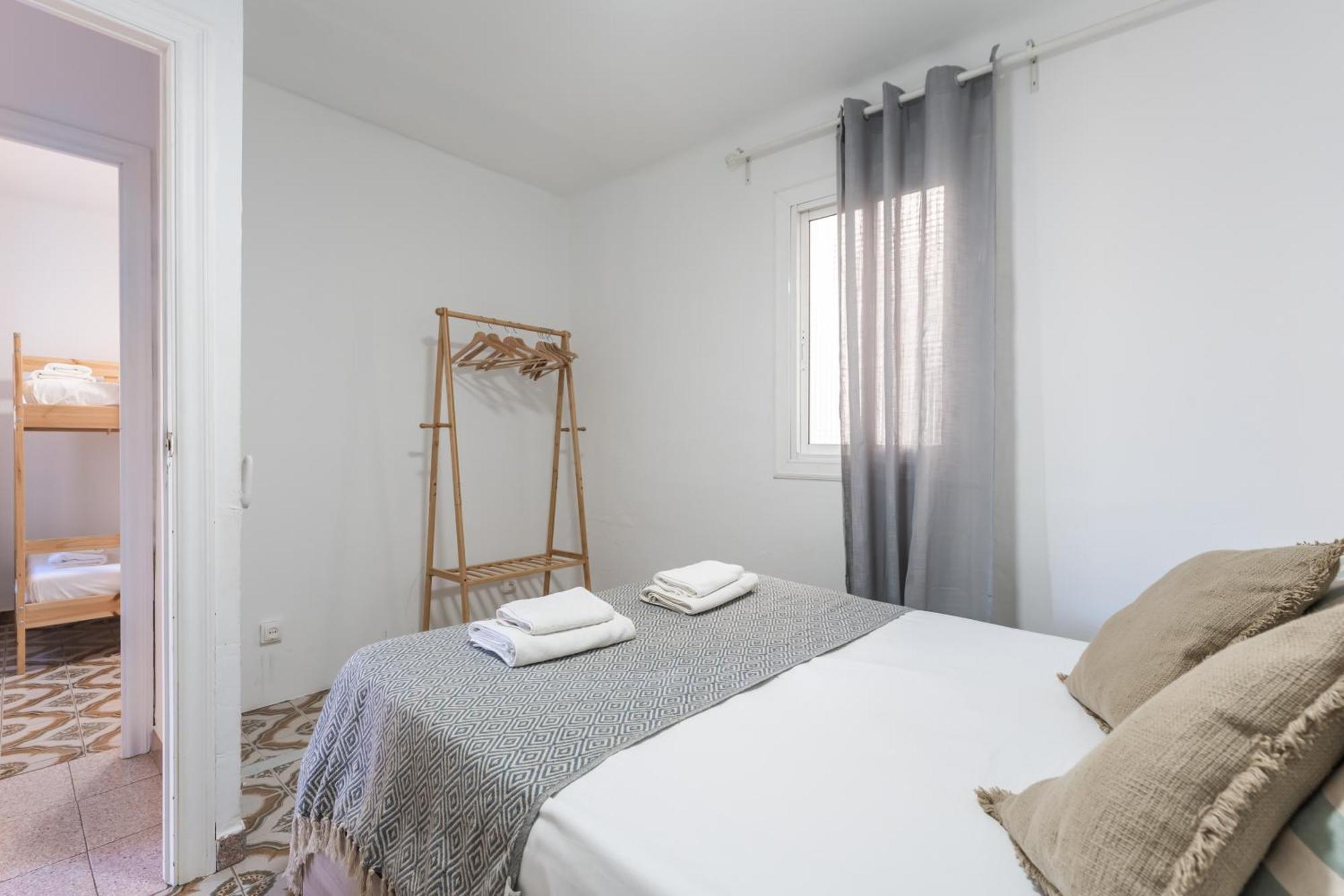 Feel Welcome Barcelona 10 Корнелья де Лиобрегат Экстерьер фото
